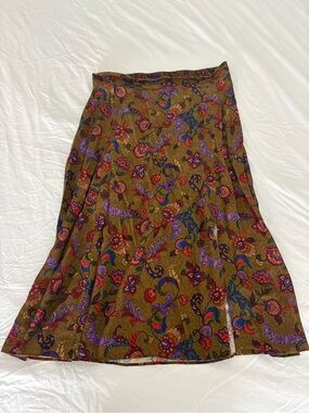 Sezane Olive A-Line Midi Skirt with Red & Purple Floral Print